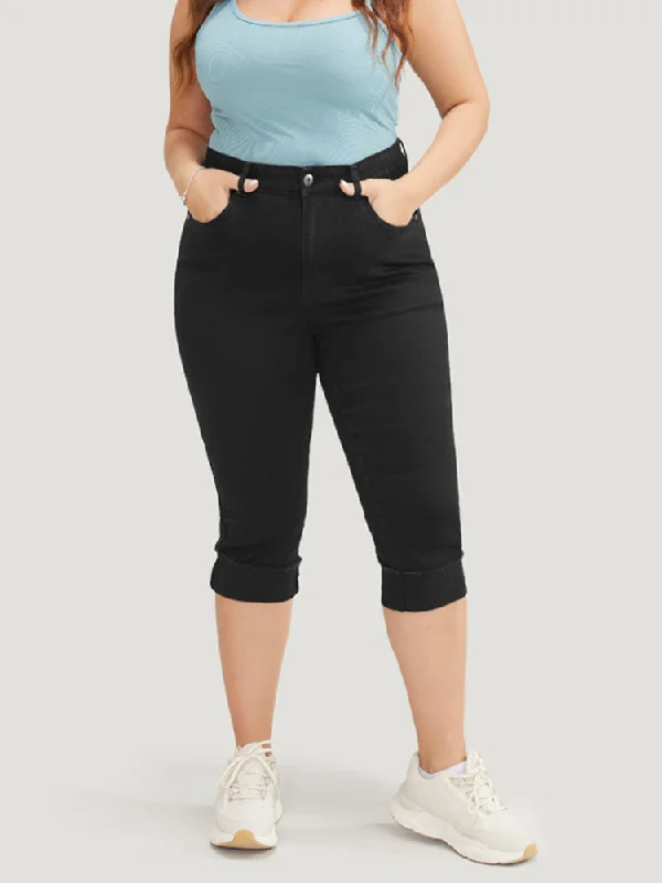 Women's denim shorts with a side stripe-Very Stretchy High Rise Black Wash Rivet Detail Knee Denim Shorts Women's denim shorts with a side stripe-Very Stretchy High Rise Black Wash Rivet Detail Knee Denim Shorts