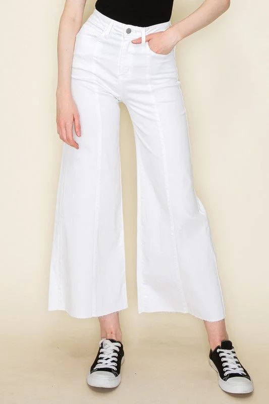 Women's denim jeans with a tencel fabric-Wide leg cropped denim jeans