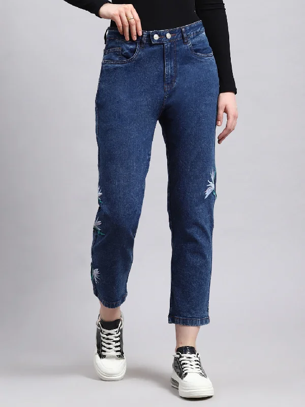 Women's denim jeans styled for winter-Women Blue Regular Fit Denim