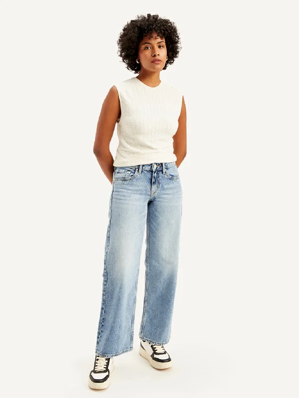Women's denim jeans and styling denim Jeans-Women's Low Rise Loose Fit Light Blue Jeans Women's denim jeans and styling denim Jeans-Women's Low Rise Loose Fit Light Blue Jeans