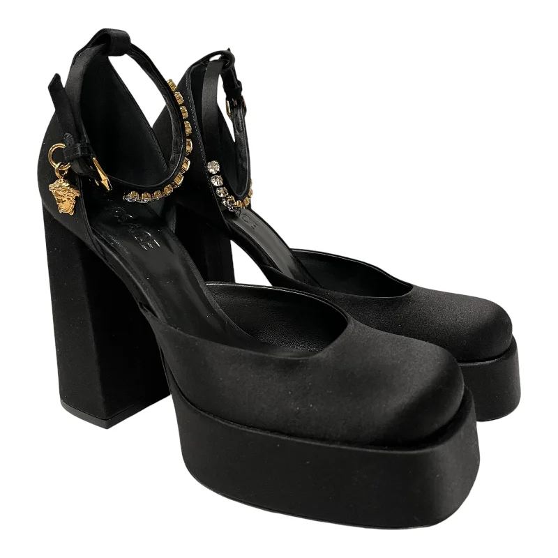 Versatile Heeled Sandals for Any Occasion---GIANNI VERSACE/Heels/US 9/Cotton/BLK/Medusa charm heels