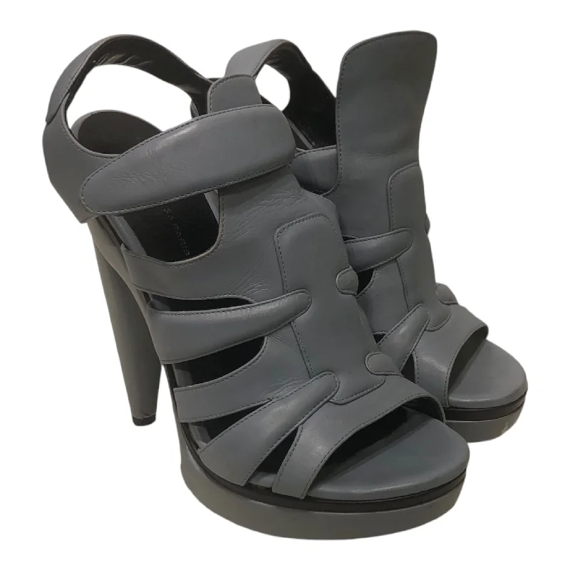 Versatile Heeled Sandals for Any Occasion---BALENCIAGA/Heels/EU 38.5/BLU/velcro closure