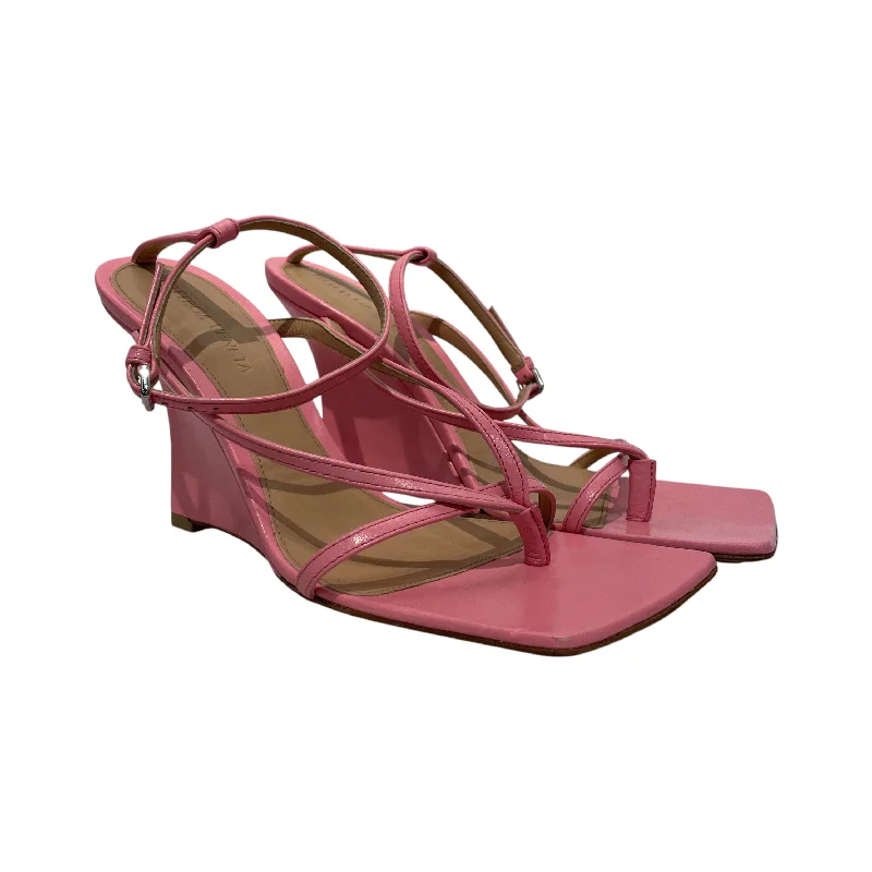 Versatile Heeled Sandals for Any Occasion---BOTTEGA VENETA/Heels/US 6/PNK/