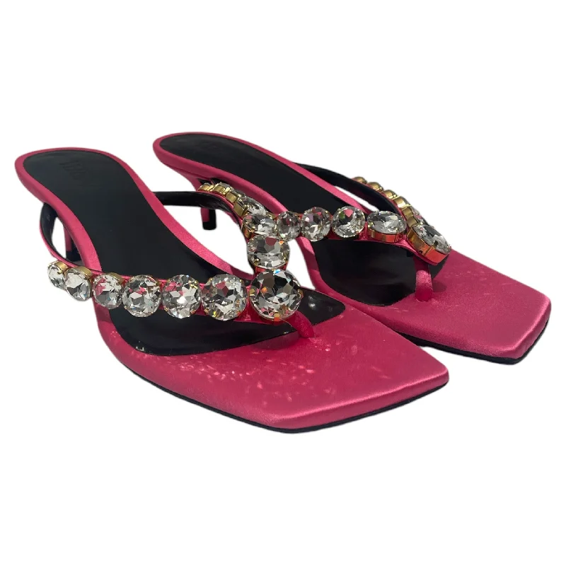 Versatile Heeled Sandals for Any Occasion---VERSACE/Heels/US 8.5/PNK/