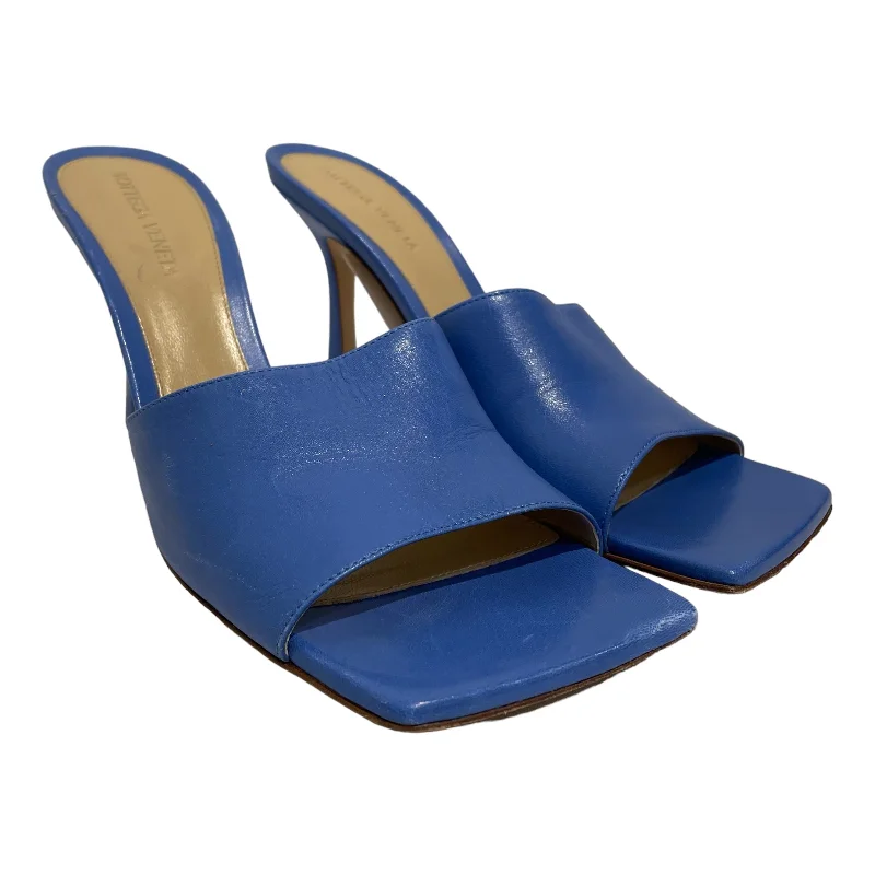 BOTTEGA VENETA/Heels/US 7.5/Leather/BLU/---Comfortable Leather Pumps for Office and Everyday Wear