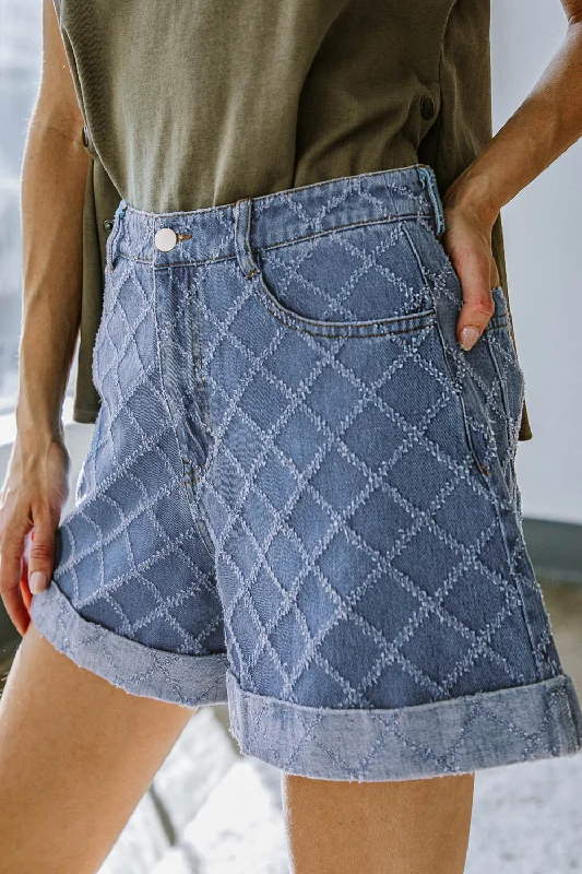 Women's denim shorts for a good choice :MEET ME THERE DENIM SHORT