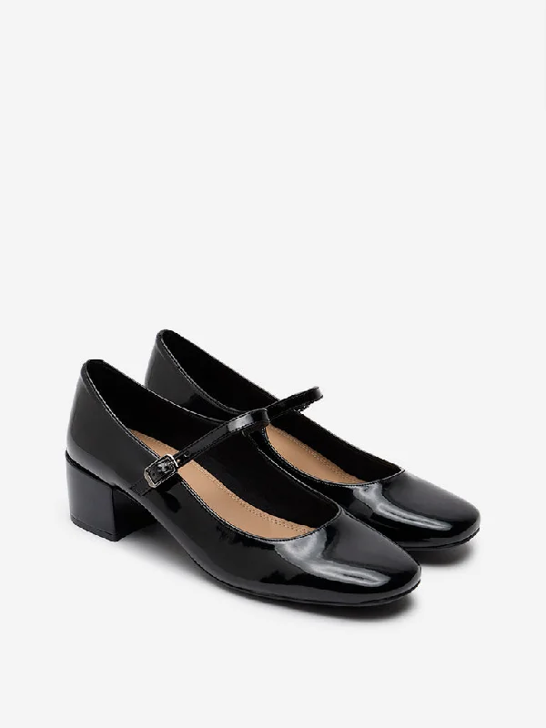 Trendy Chunky Heel Pumps for Casual Wear--LUNA BLU Black Belted Block Heel Shoes