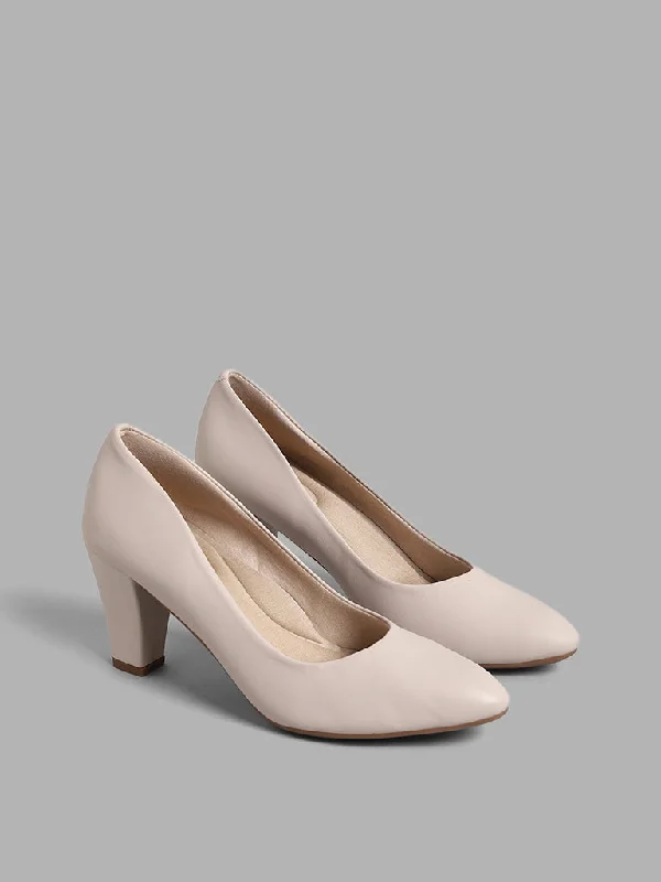 Versatile Heeled Sandals for Any Occasion---LUNA BLU Cream Pump Heel Shoes