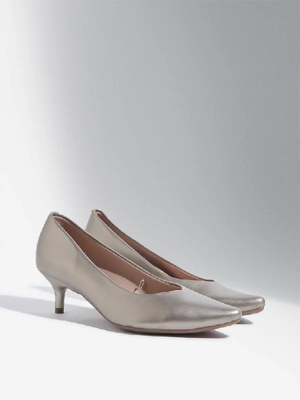 Versatile Heeled Sandals for Any Occasion---LUNA BLU Silver Pointed Pump Shoes