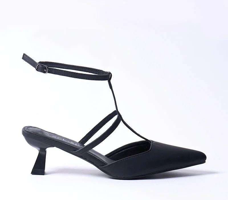 Kitten heel mule---Fashionable Kitten Heels for Date Night