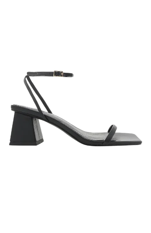 Versatile Heeled Sandals for Any Occasion---Xantha Heel Black