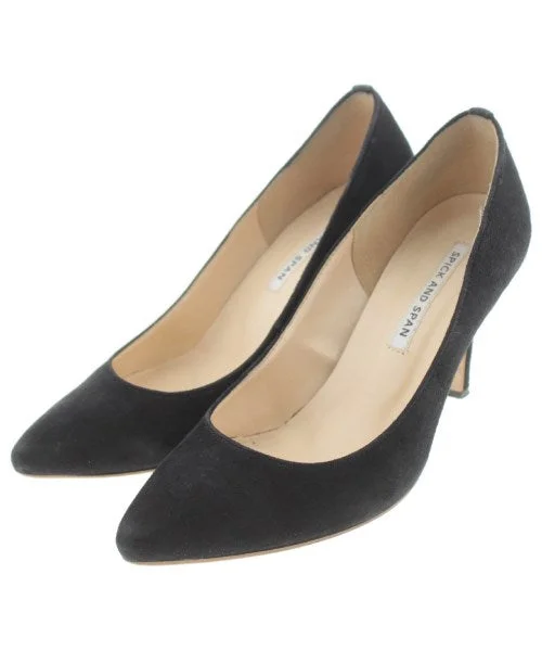 Spick and Span Pumps/Heels---Fashionable Kitten Heels for Date Night