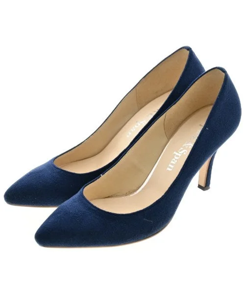 Spick and Span Pumps/Heels---Fashionable Kitten Heels for Date Night