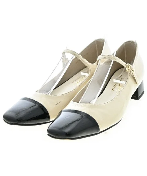 Le Talon Pumps/Heels---Fashionable Kitten Heels for Date Night