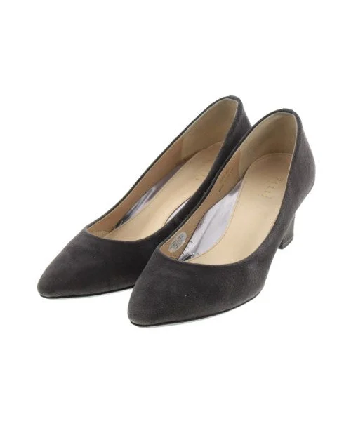 Pitti Pumps/Heels---Fashionable Kitten Heels for Date Night