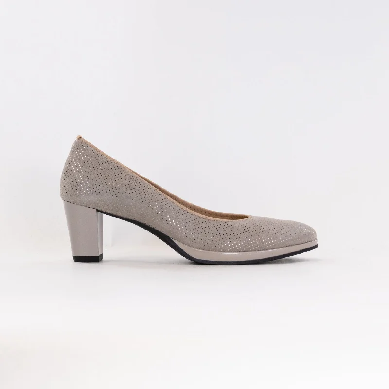 Versatile Heeled Sandals for Any Occasion---Ara Ophelia Pump (Women's) - Sand