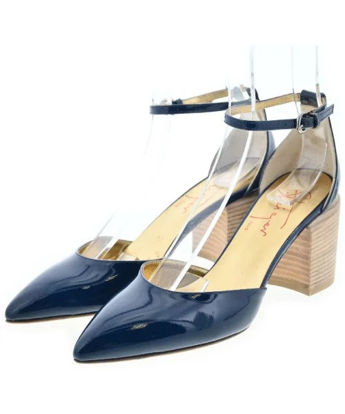 Walter Steiger Pumps/Heels---Fashionable Kitten Heels for Date Night