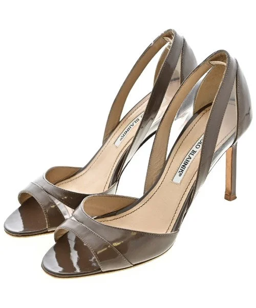 MANOLO BLAHNIK Pumps/Heels---Fashionable Kitten Heels for Date Night