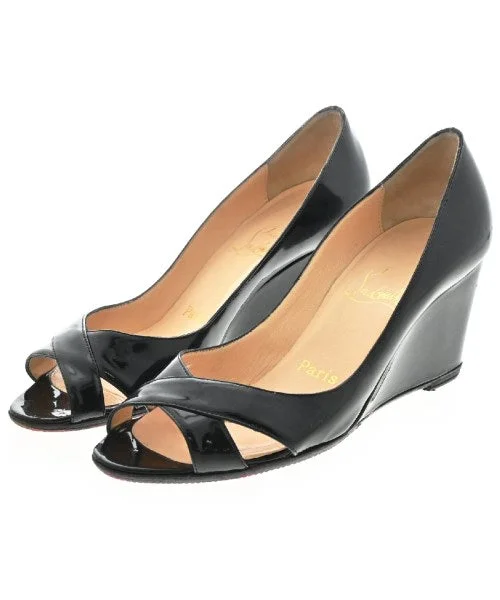 Christian Louboutin Pumps/Heels---Fashionable Kitten Heels for Date Night