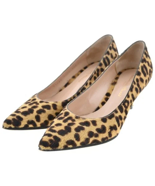 Gianvito Rossi Pumps/Heels---Fashionable Kitten Heels for Date Night