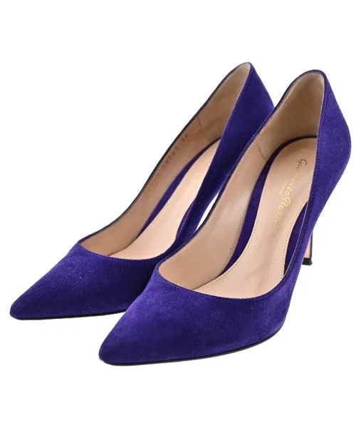 Gianvito Rossi Pumps/Heels---Fashionable Kitten Heels for Date Night