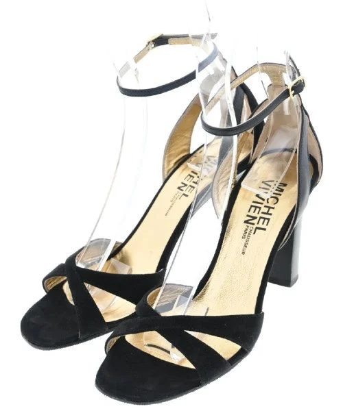 MICHEL VIVIEN Pumps/Heels---Fashionable Kitten Heels for Date Night