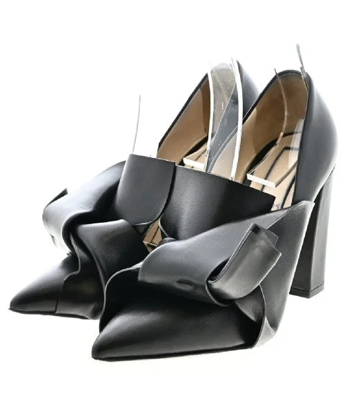 Nﾟ 21 Pumps/Heels---Fashionable Kitten Heels for Date Night