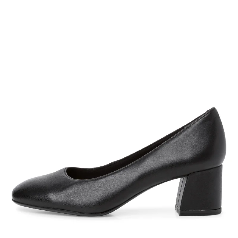 Versatile Heeled Sandals for Any Occasion---City Spark Black Pumps