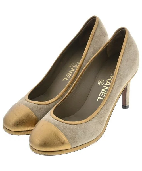 CHANEL Pumps/Heels---Fashionable Kitten Heels for Date Night