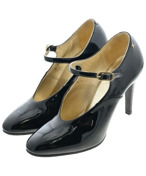 CHANEL Pumps/Heels---Fashionable Kitten Heels for Date Night