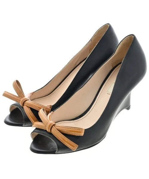 PRADA Pumps/Heels---Fashionable Kitten Heels for Date Night