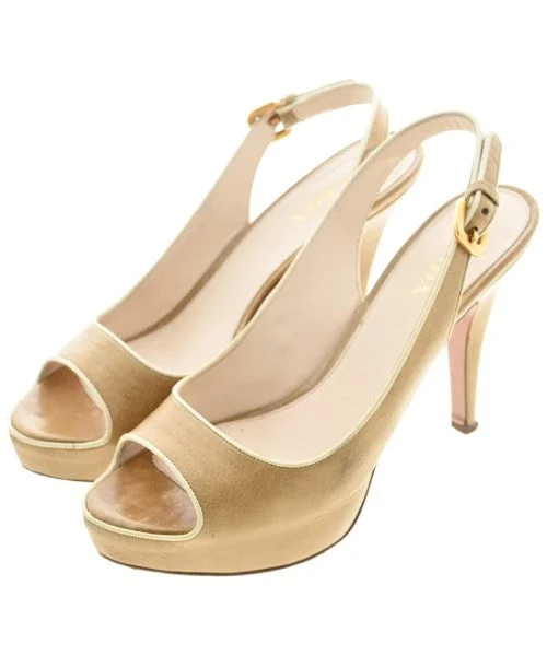 PRADA Pumps/Heels---Fashionable Kitten Heels for Date Night