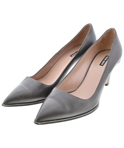 EMPORIO ARMANI Pumps/Heels---Fashionable Kitten Heels for Date Night