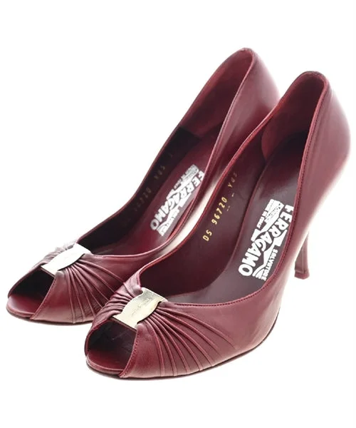 Salvatore Ferragamo Pumps/Heels---Fashionable Kitten Heels for Date Night