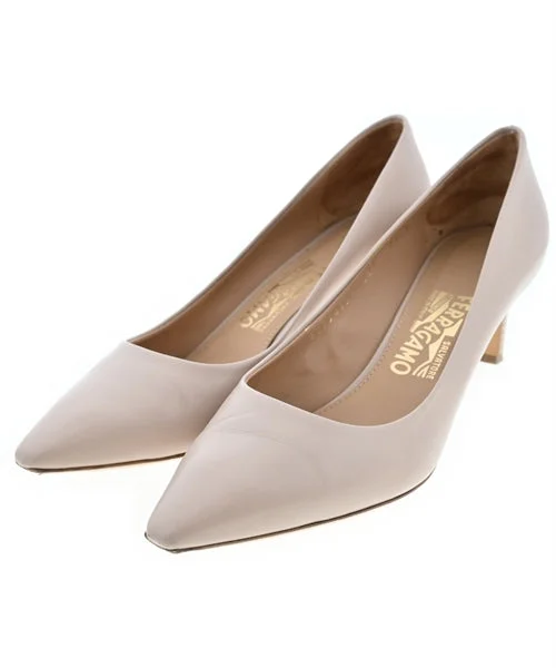 Salvatore Ferragamo Pumps/Heels---Fashionable Kitten Heels for Date Night