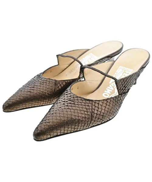 Salvatore Ferragamo Pumps/Heels---Fashionable Kitten Heels for Date Night