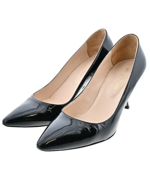 Salvatore Ferragamo Pumps/Heels---Fashionable Kitten Heels for Date Night