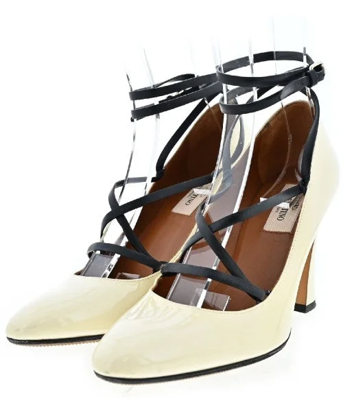 VALENTINO GARAVANI Pumps/Heels---Fashionable Kitten Heels for Date Night