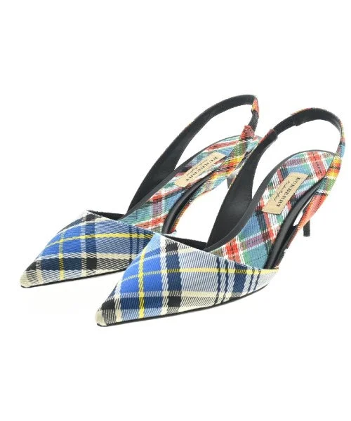 BURBERRY Pumps/Heels---Fashionable Kitten Heels for Date Night