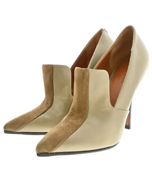 CELINE Pumps/Heels---Fashionable Kitten Heels for Date Night