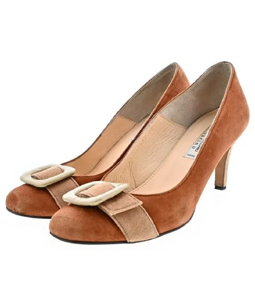 MODE ET JACOMO Pumps/Heels---Fashionable Kitten Heels for Date Night