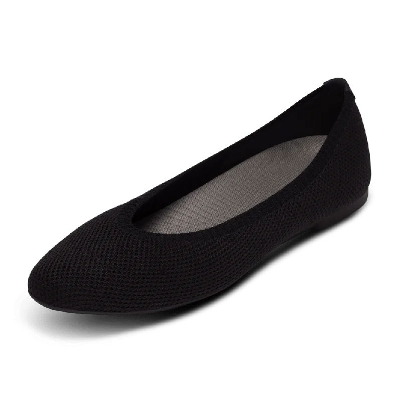 Versatile Heeled Sandals for Any Occasion---Allbirds Women's Tree Breezer Point - LIMITED EDITION: Natural Black (Natural Black Sole)