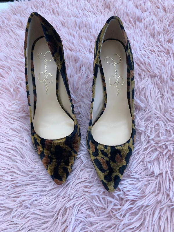 Stiletto Heel Pumps with Perfect Fit--Animal Print Shoes Heels Stiletto Jessica Simpson, Size 6.5-Fashionable & Classic