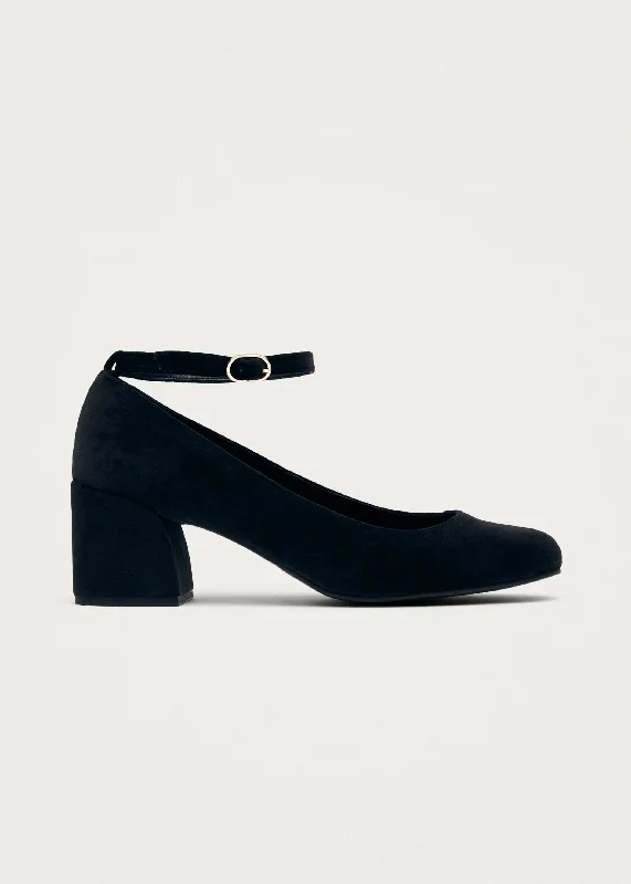 Luxurious Velvet Women's Pumps with Soft Finish---Antoine Velvet Black Pumps