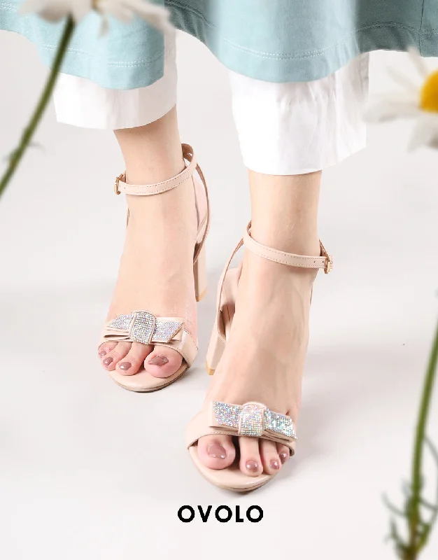 Trendy Chunky Heel Pumps for Casual Wear--Aria Block Heels - Beige