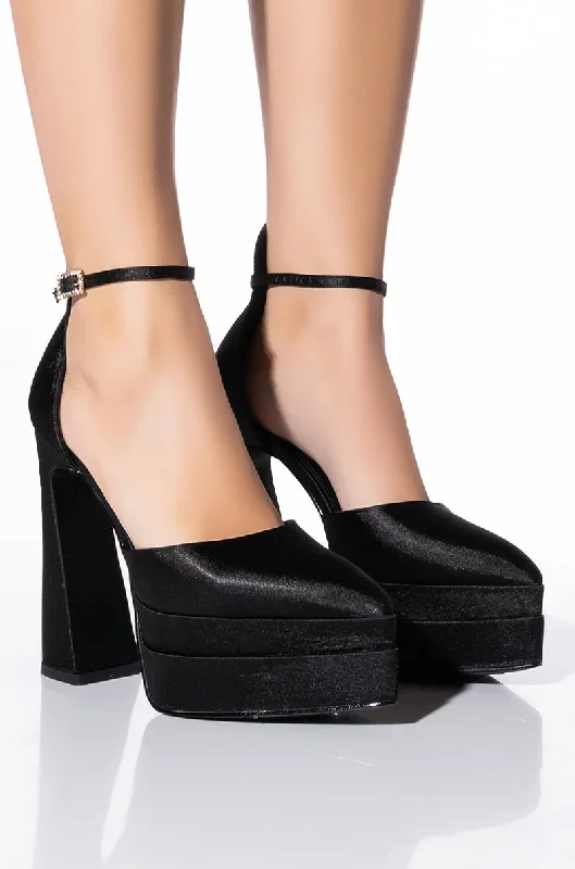 Versatile Dress Heels for Formal and Casual Wear---AZALEA WANG MIKA CHUNKY PUMP IN BLACK