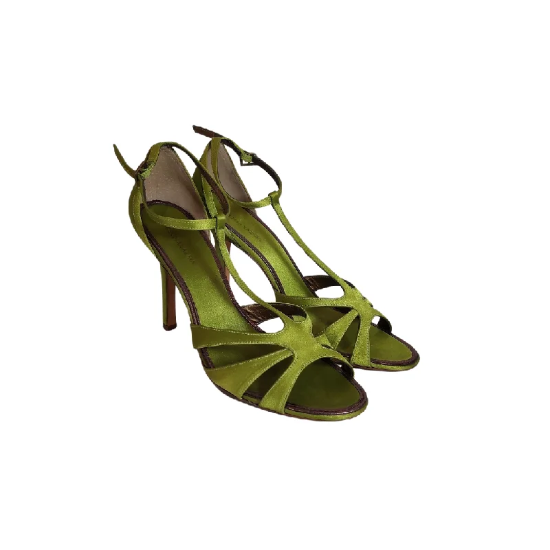 BCBG MAXAZRIA Parrot Green Satin T-Strap Heels | Pre Loved |Affordable Satin Heels with a Luxe Touch