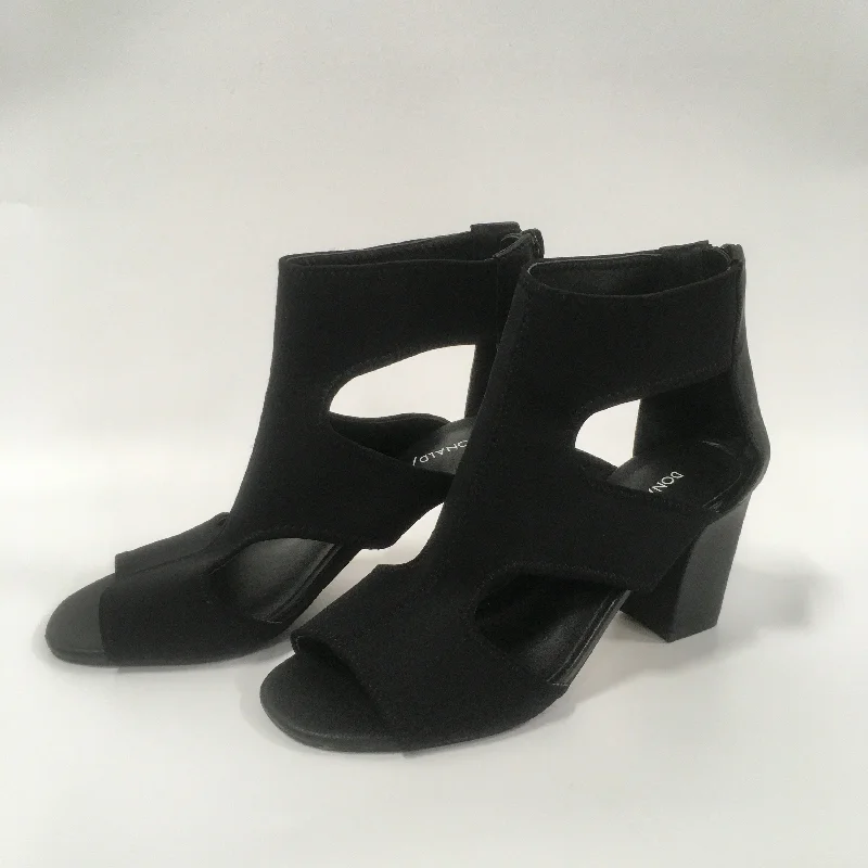 Black Shoes Heels Block Donald Pliner, Size 6---Fashionable Kitten Heels for Date Night