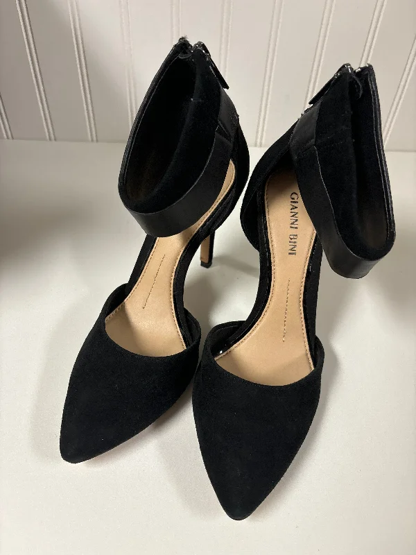 Stiletto Heel Pumps with Perfect Fit--Black Shoes Heels Stiletto Gianni Bini, Size 6-Fashionable & Classic