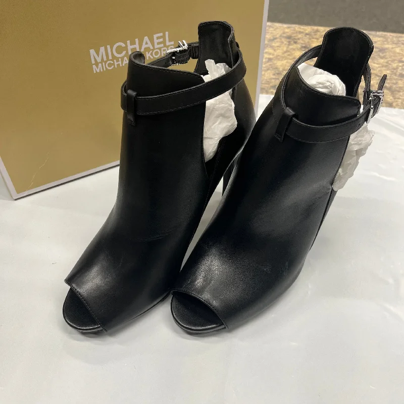 Stiletto Heel Pumps with Perfect Fit--Black Shoes Heels Stiletto Michael Kors, Size 9-Fashionable & Classic